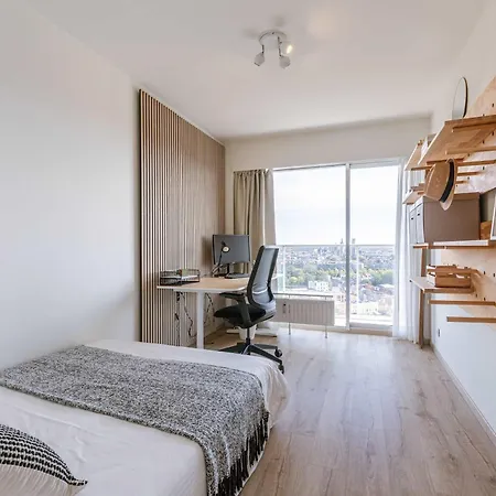 Huswell - Bright With View And Terrace *