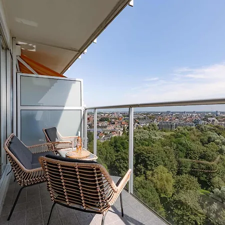Huswell - Bright With View And Terrace Apartment *